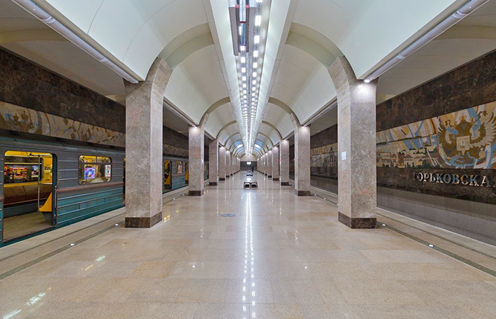 Станциям метро - Горьковская в Нижнем Новгороде