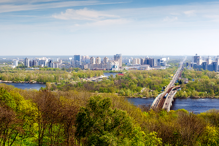 Панорама Киева, вид на метромост