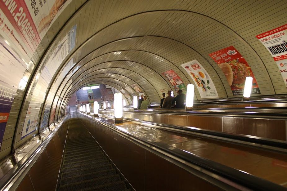 Эскалаторный тоннель метро Екатеринбурга