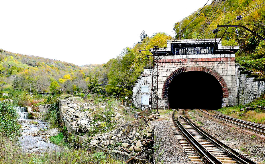 Сурамский тоннель