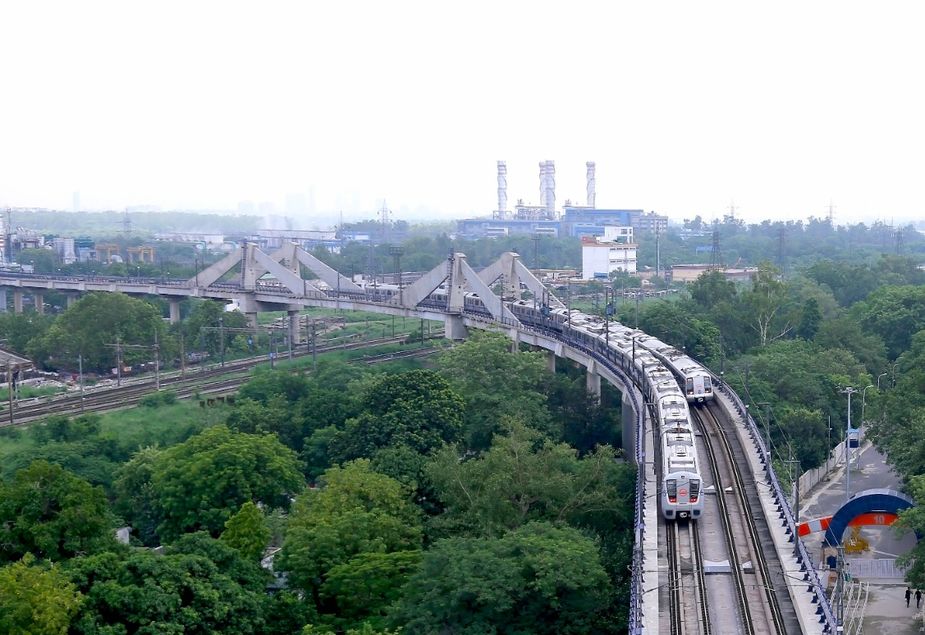 Deli metro